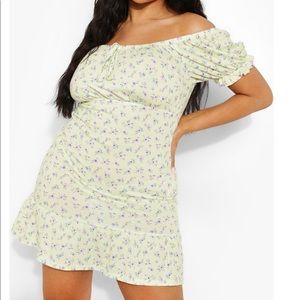 Boohoo Plus - Tie Front Detail Ruffle Mini Dress